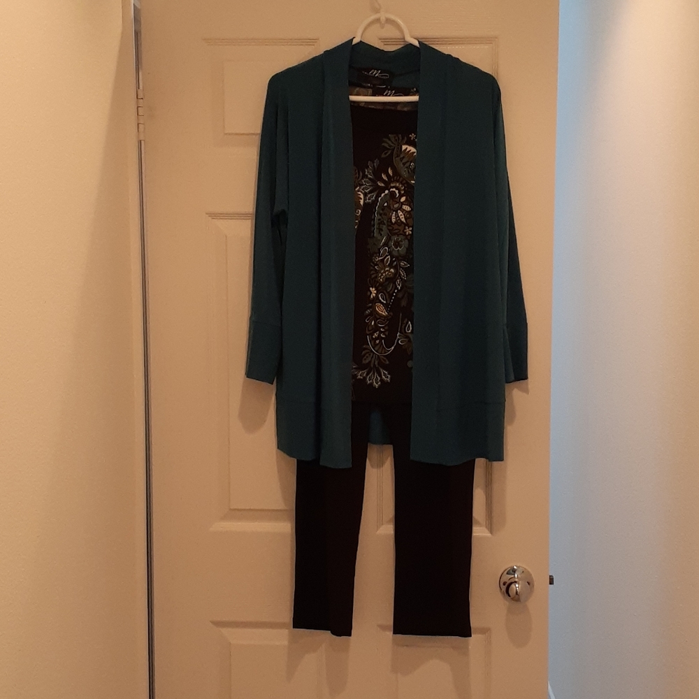 Ladies pants outfit